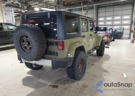 2013 Jeep Wrangler Unlimited Sahara z USA, uszkodzony, nr VIN 1C4BJWEG6DL604297